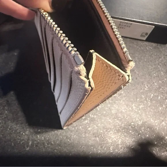 Saint Laurent Zip Card Holder in grain de poudre leather, (pink/silver) - Picture 12 of 15